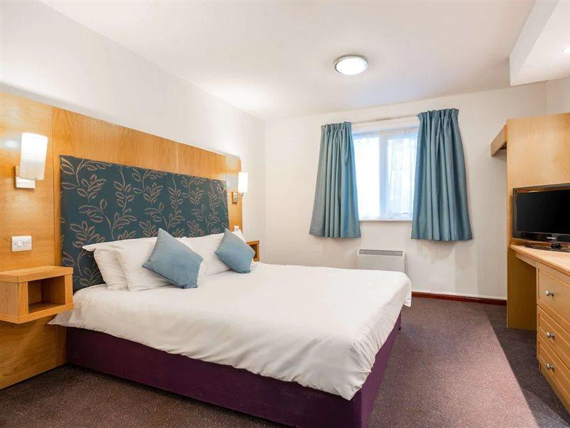 Comfort Inn Manchester North มิดเดิลตัน ภายนอก รูปภาพ