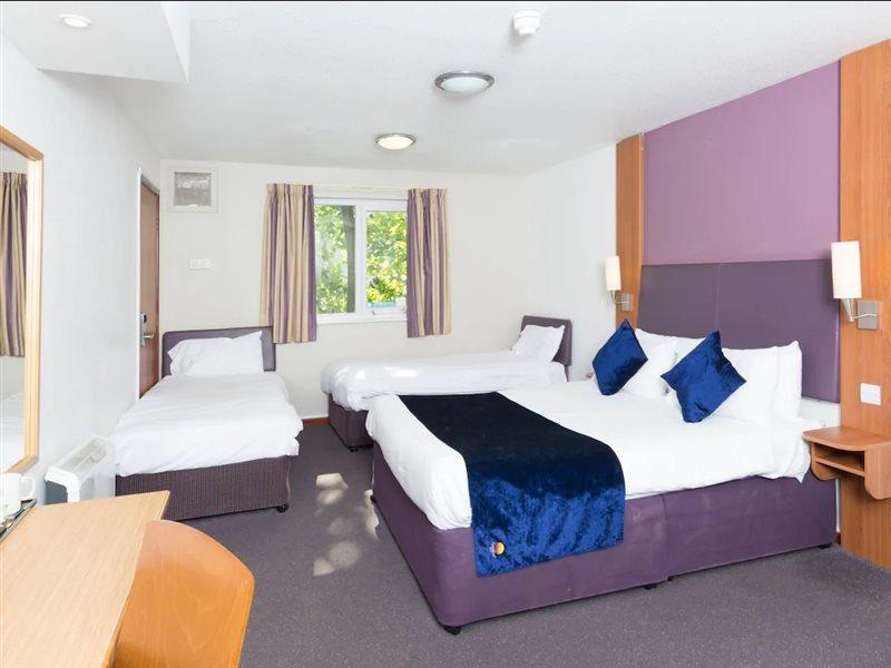 Comfort Inn Manchester North มิดเดิลตัน ภายนอก รูปภาพ