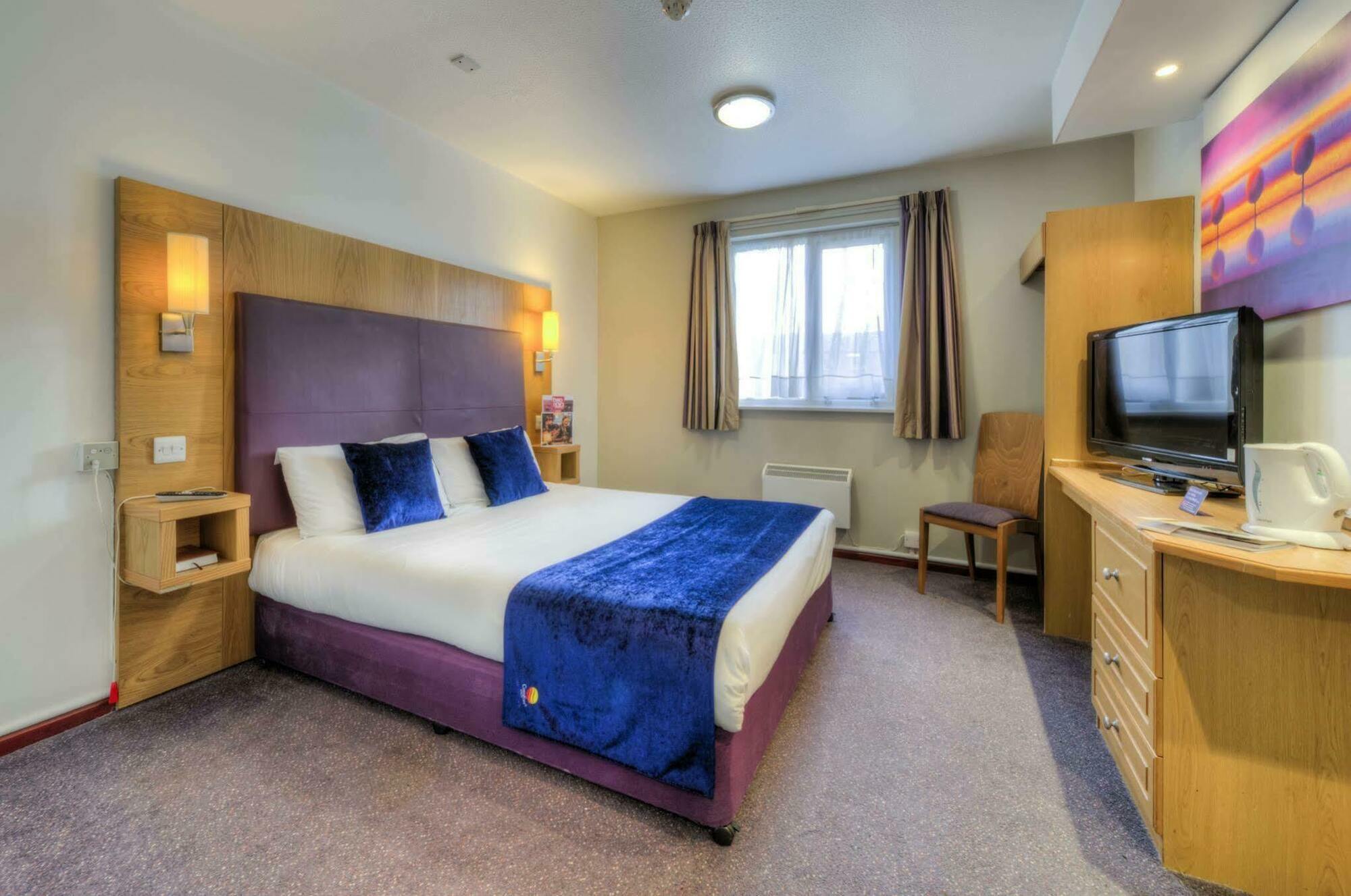 Comfort Inn Manchester North มิดเดิลตัน ภายนอก รูปภาพ